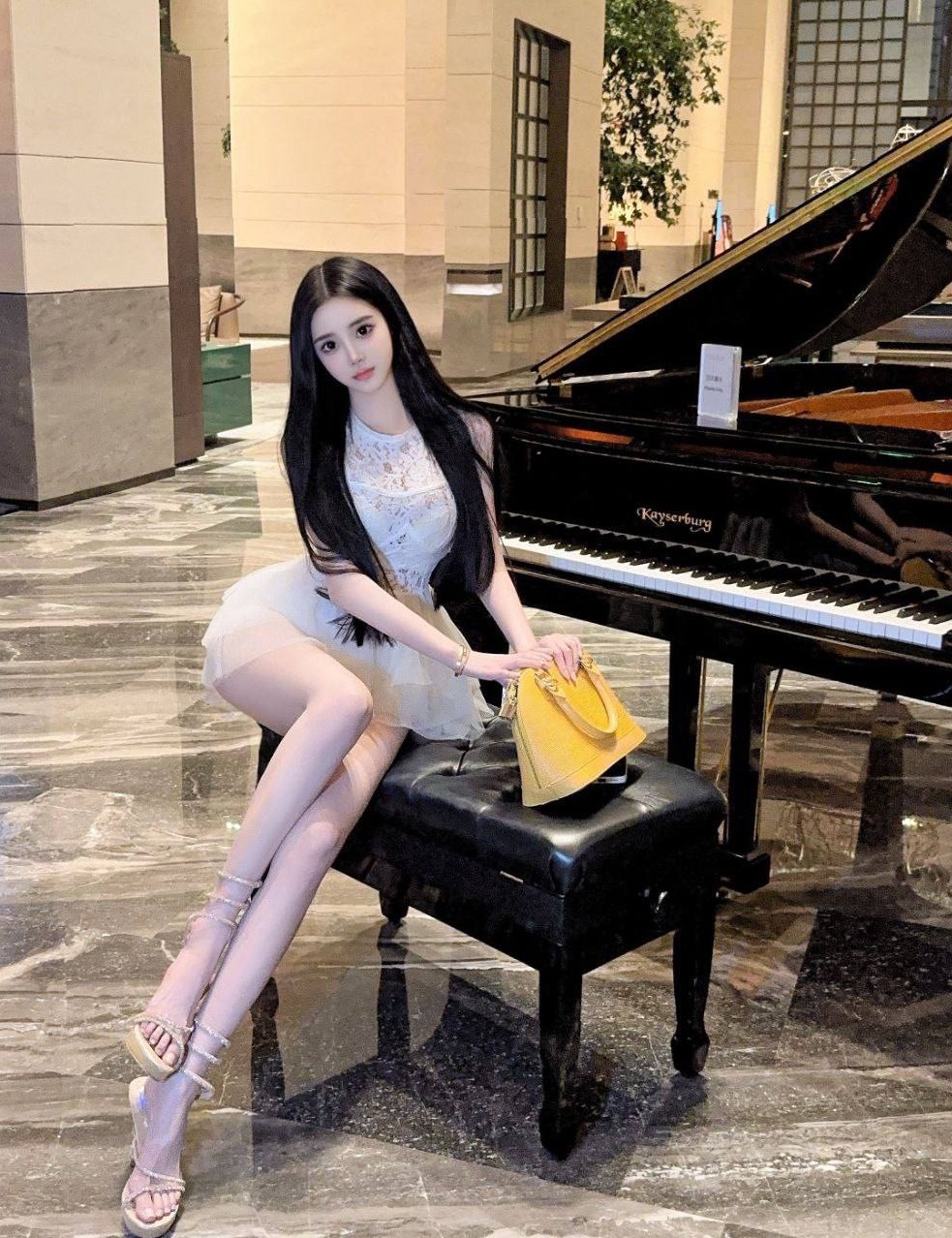 广州铁锤2 身高170cm F罩杯 前凸后翘 待客如男友