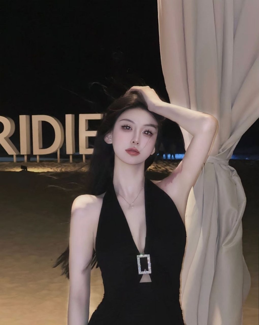 北京朝阳网红鸡哥黑丝情趣诱惑超级大长腿24岁