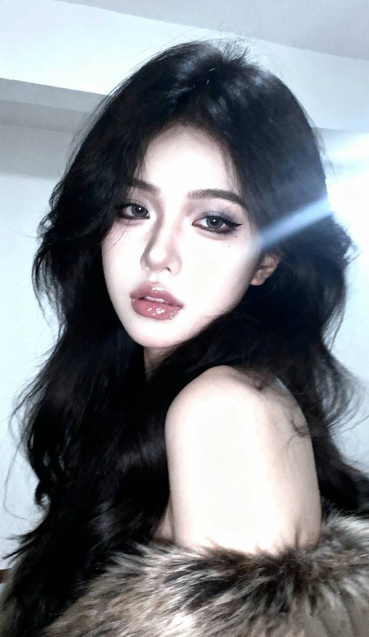 北京 艺名妍妍 曲线玲珑 亲和力强 适合商业拍摄