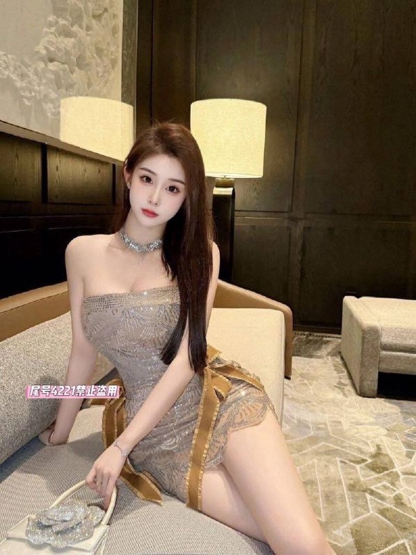 广州王子诺蝴蝶穴健身臀高难度动作乖巧配合