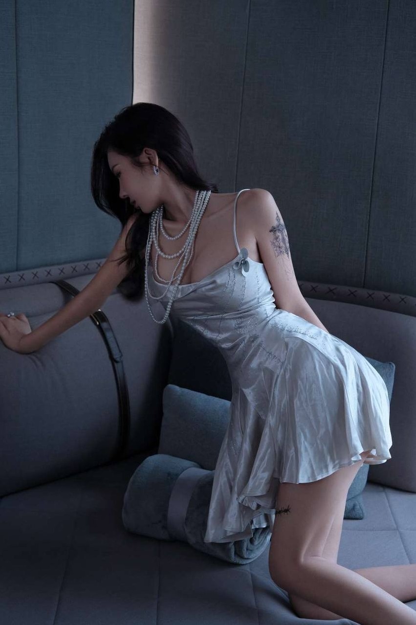 北京 晏熙雨 净高170 肤嫩丝滑 无纹身 蛇吻69