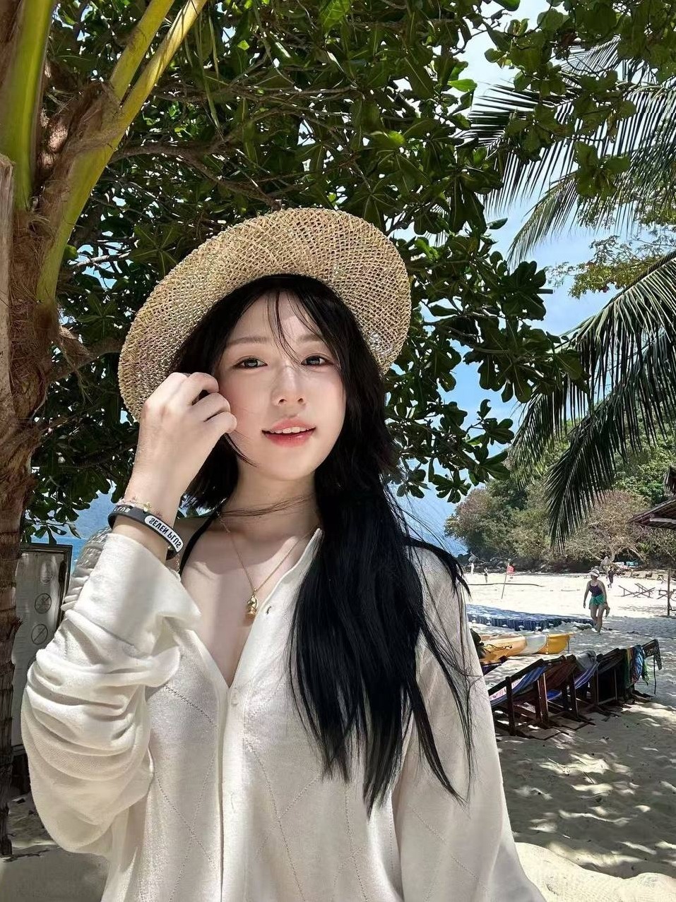 广州寒枫 梅梅 04年 真胸E 巴掌腰 筷子腿
