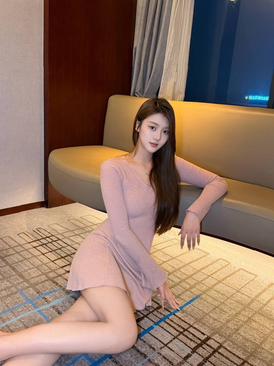 上海长宁晓晓 身高176cm 34C美乳 长腿翘臀 可甜可御