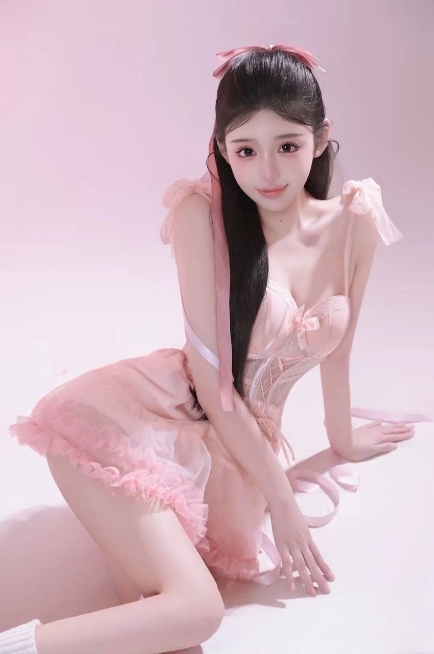 北京罗密欧194号170F白虎学生模特可现场跳舞Cosplay