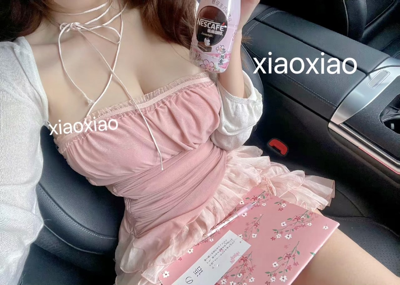 上海静安乔乔 皮肤光滑细腻 双商在线 性格软萌