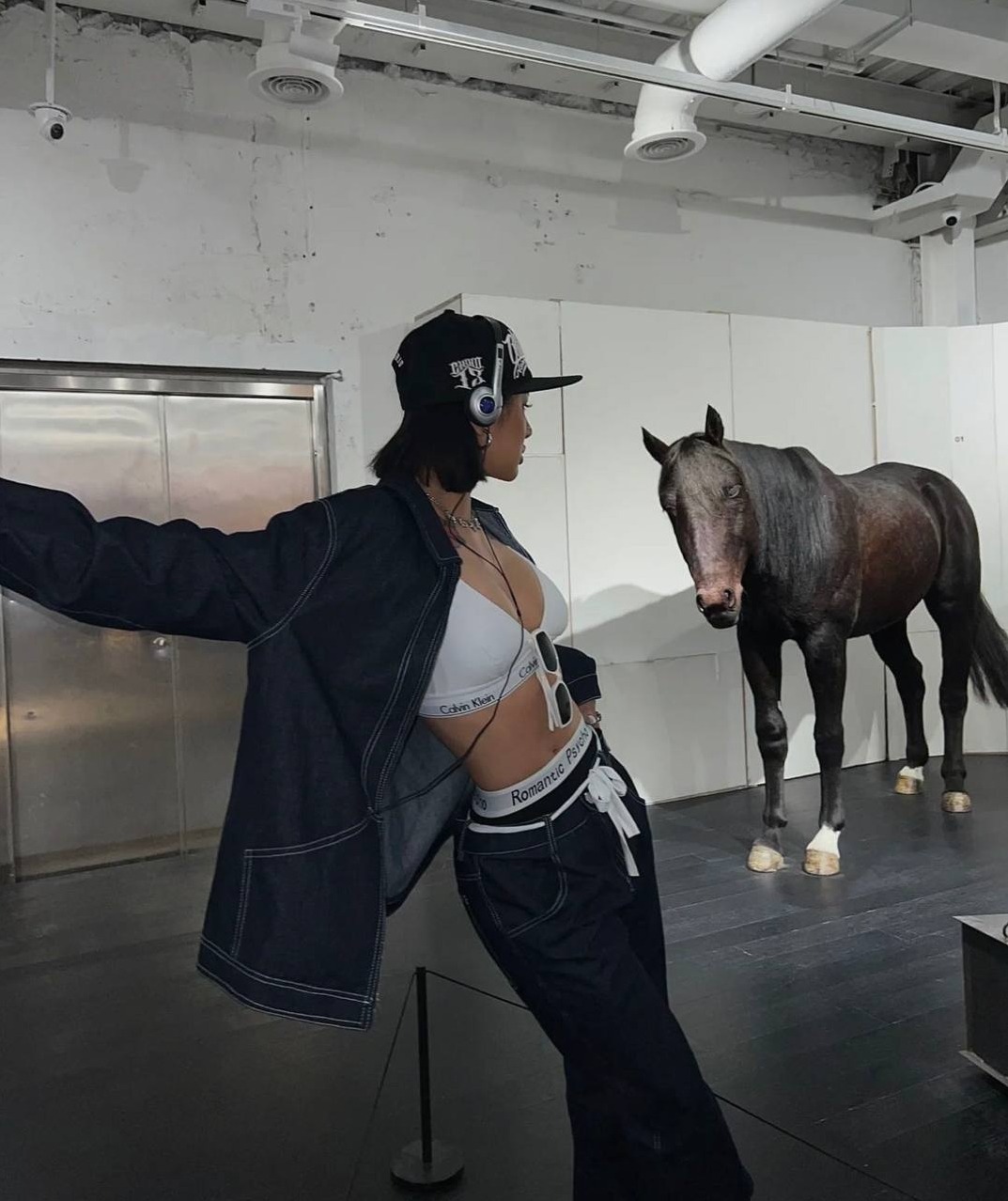 上海静安辣辣反差字母DJ博主身高175cm