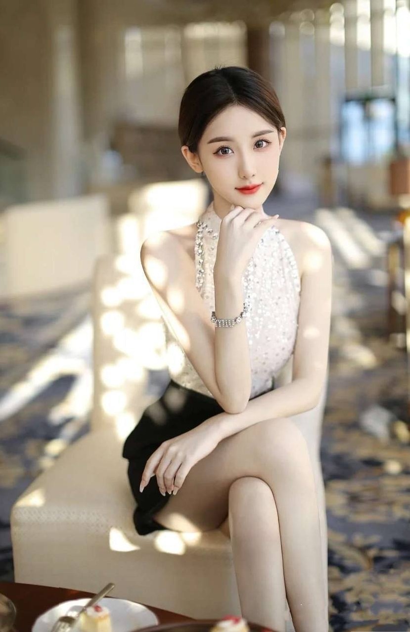 上海静安温柔兔御姐身高175cm36D真胸A4腰