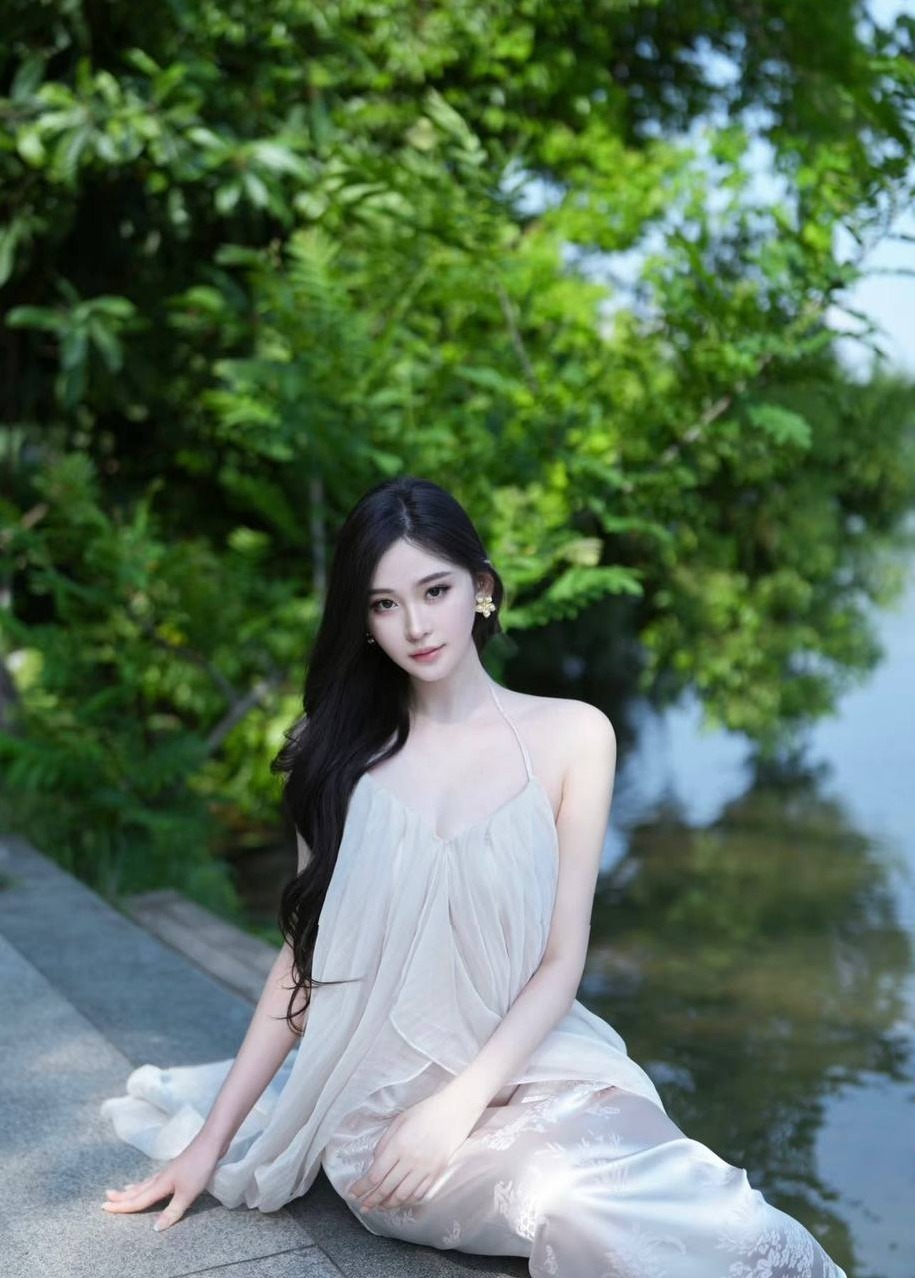 深圳南山 水果姐姐艾米 175D大长腿 温柔女友感