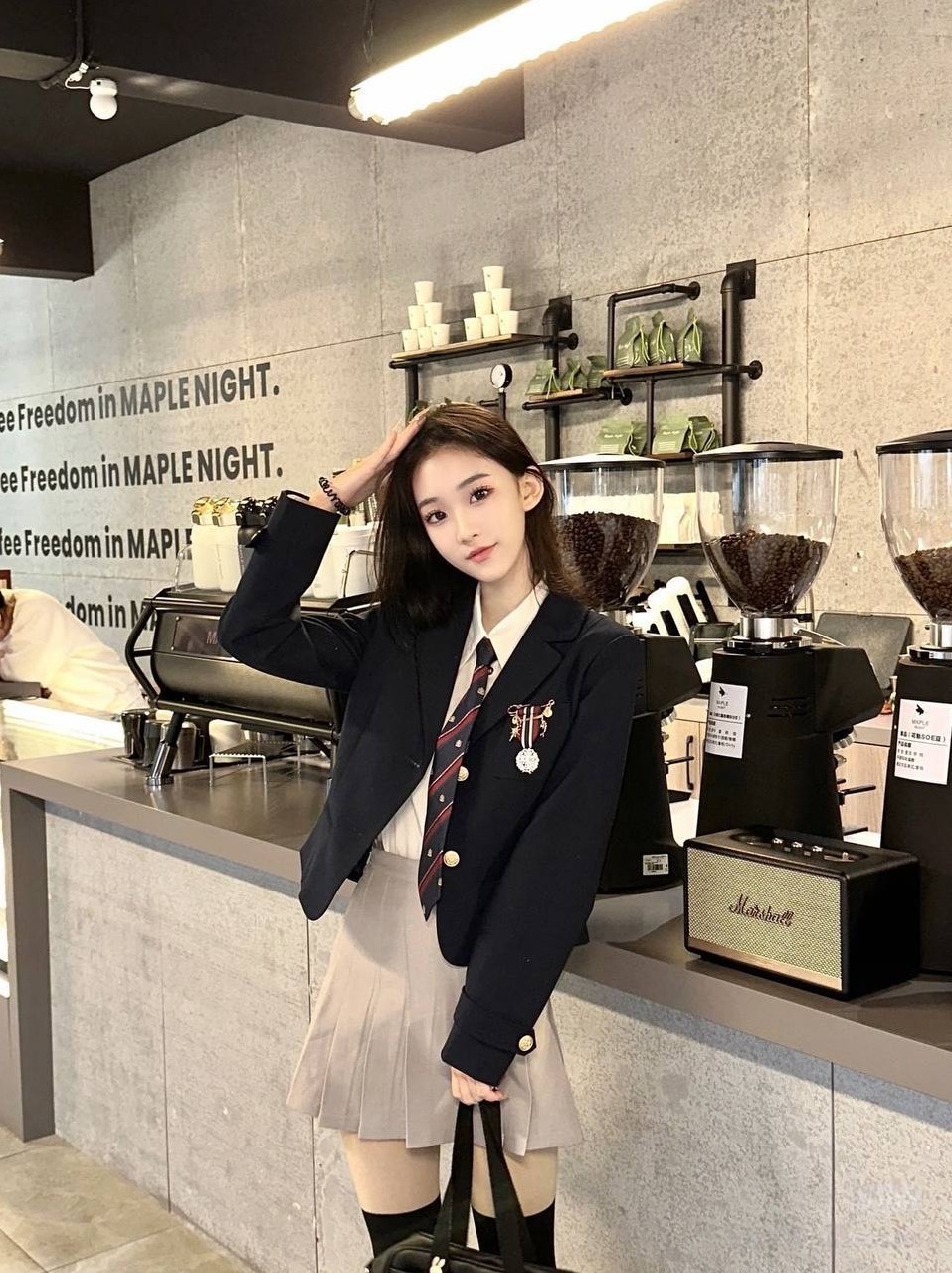 白小纯 广州 杨弈 168cm C杯 学生