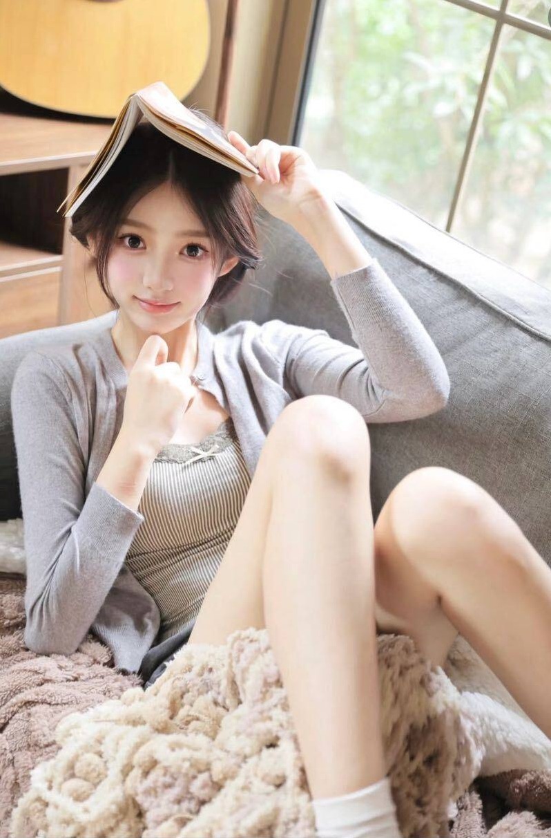 苏州 蓝猫 白肤长腿 爱跳舞 镜头前自信