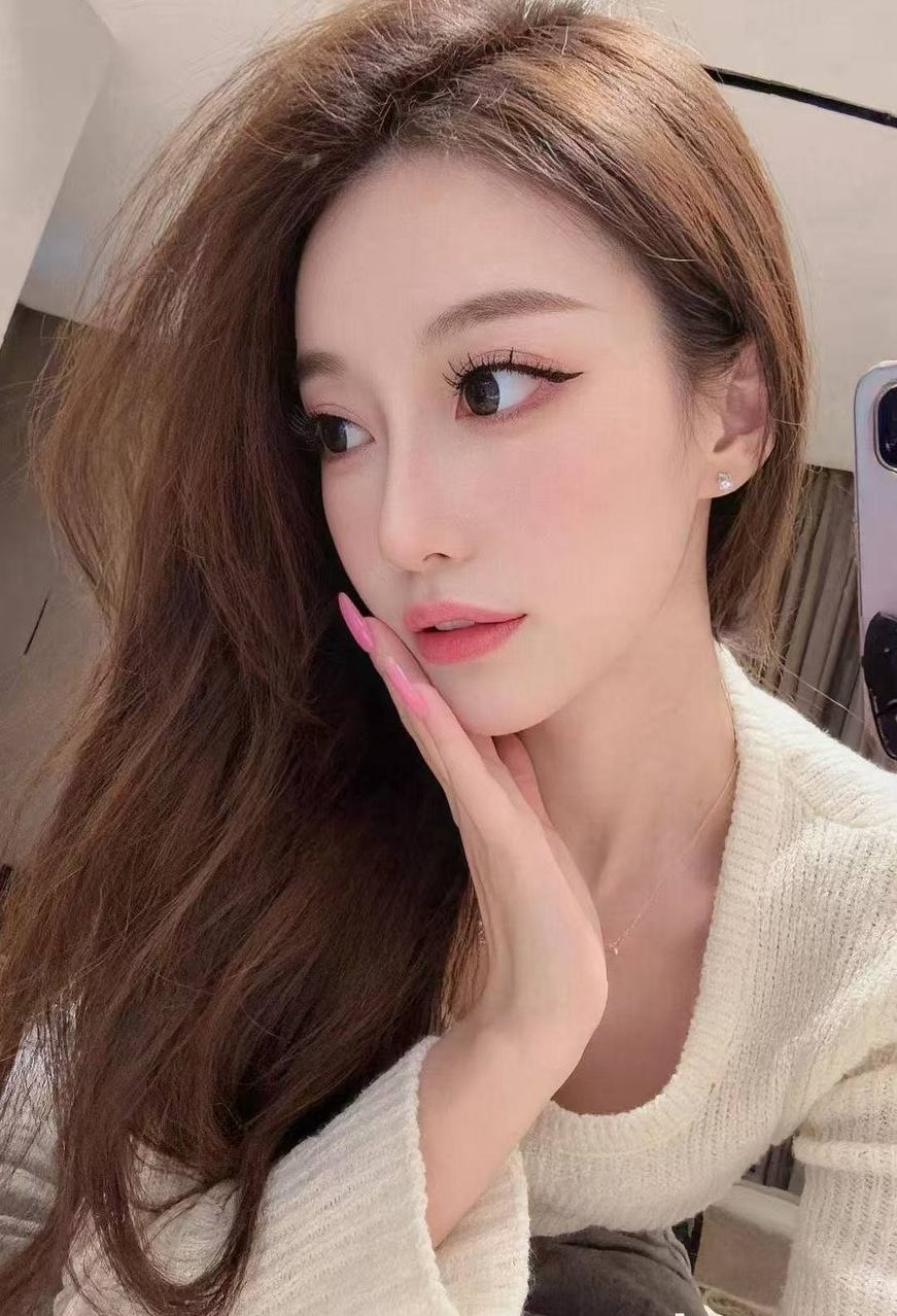 杭州下沙活泼女大Coser娜娜长腿细腰S型身材