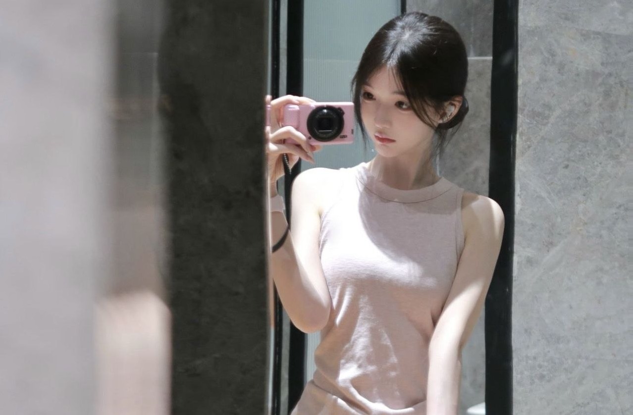 南京建邺 Laochen💝07 冷白皮 三点粉 无疤痕 学生兼职 白虎