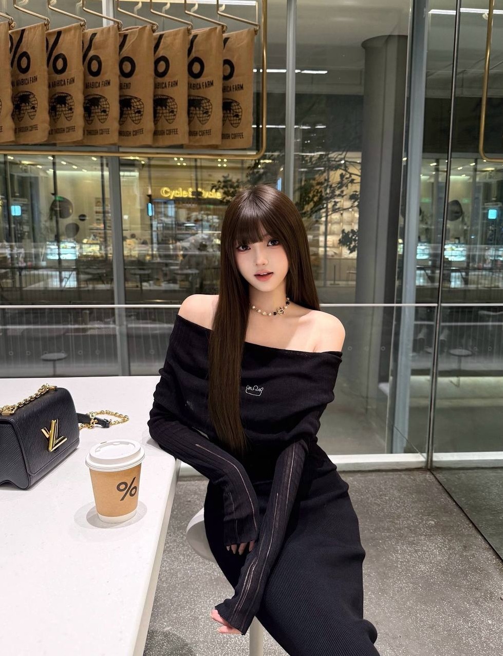 杭州香蕉 艺术专业 身材气质俱佳 高白瘦 配合度高