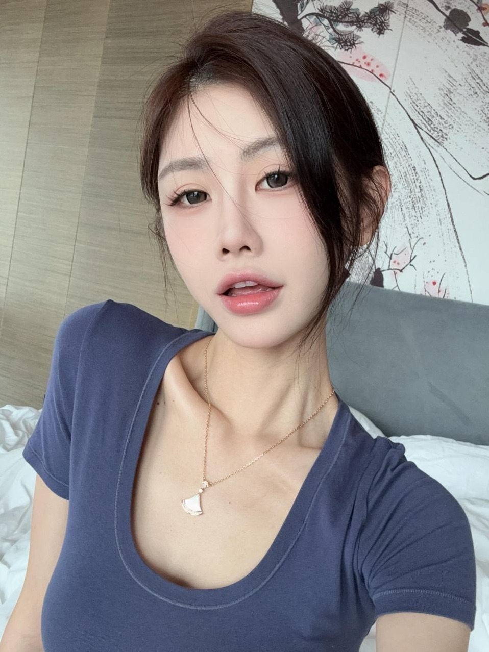 深圳 余小晚 常年健身 S曲线 丰臀肥乳 皮肤细腻