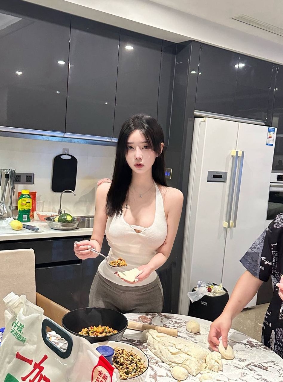 上海普陀白小纯舞蹈生168cm D杯一字马 温柔白月光