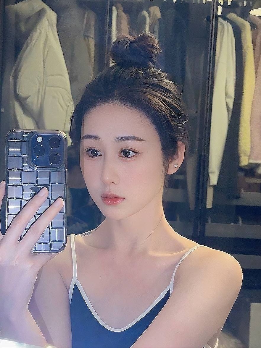 广州婷婷 筷子腿 A4腰 皮肤白滑 身高168cm 天然美女