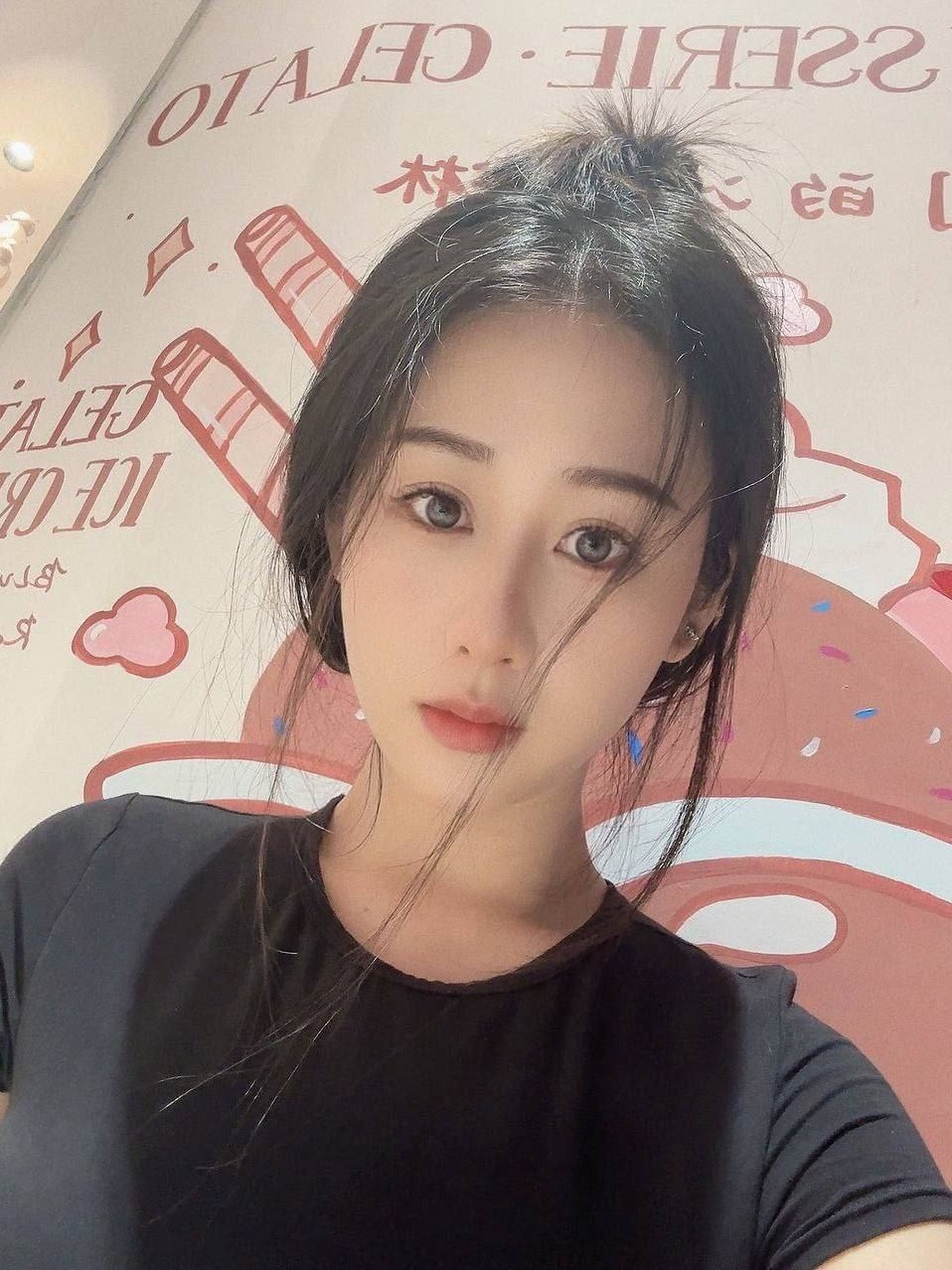 广州婷婷 筷子腿 细腰 白滑肌肤 168cm D杯