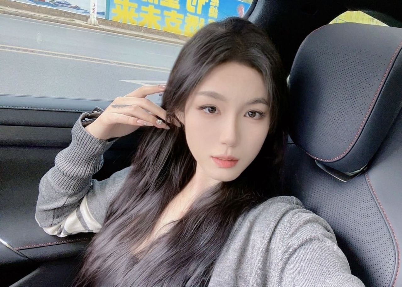 深圳 范闲 180B御姐 211学历 英语交流