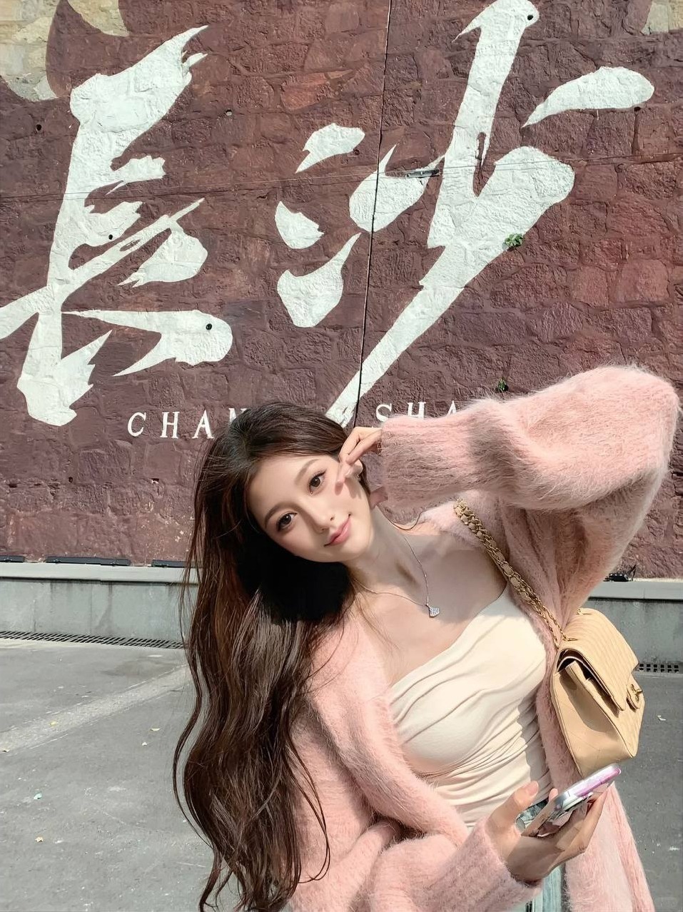 广州小叶子 175cm 微丰满 蜜桃臀 平面模特