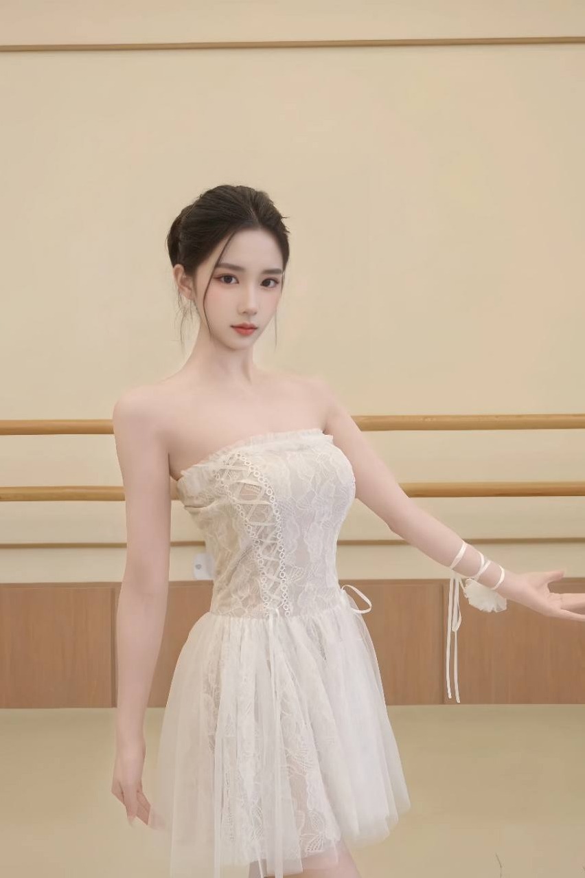 广州米雪 妈生天然脸 舞蹈生 身高173cm 服务意识强