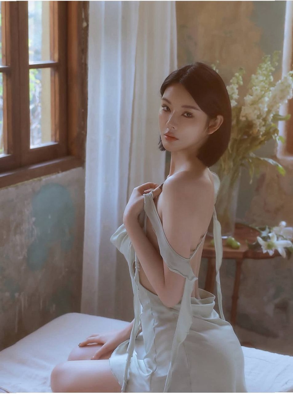 广州杨弈 御姐178cm 瘦高大长腿 气质美女 女友般服务
