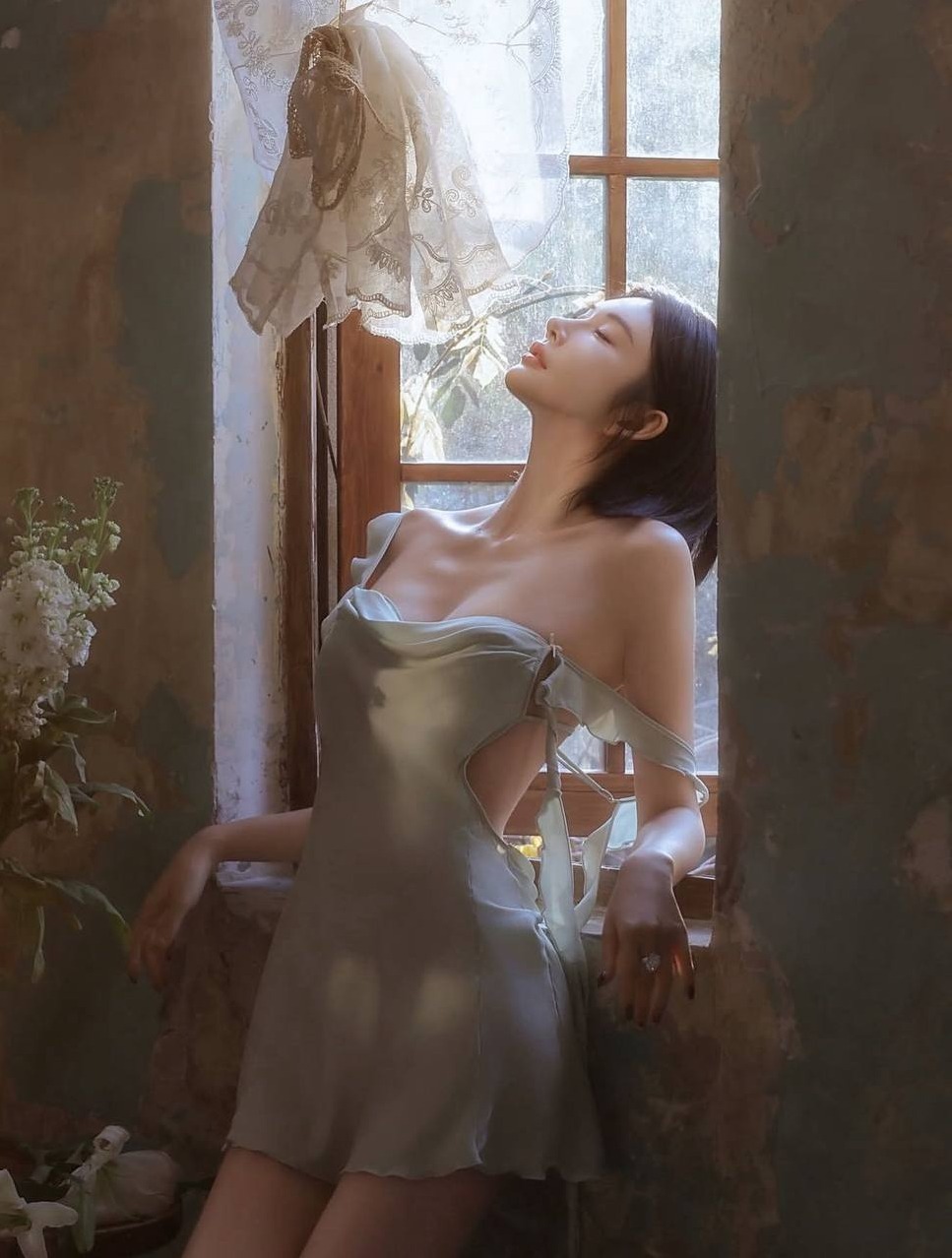 广州杨弈 初下水极品模特 气质型美女 瘦高大长腿 性感高冷