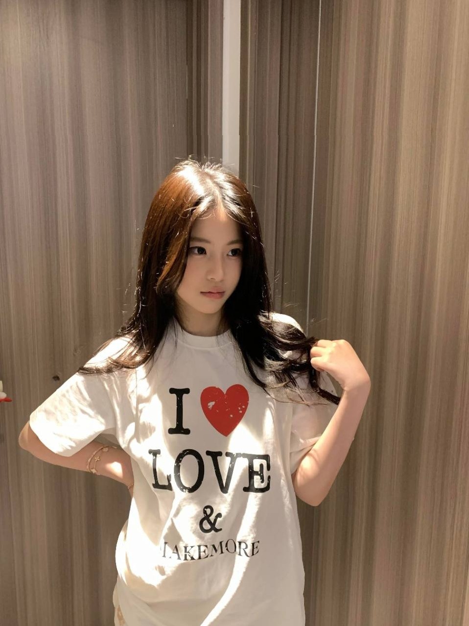 广州小夏亭亭玉立176cm美术生腿长三点粉嫩