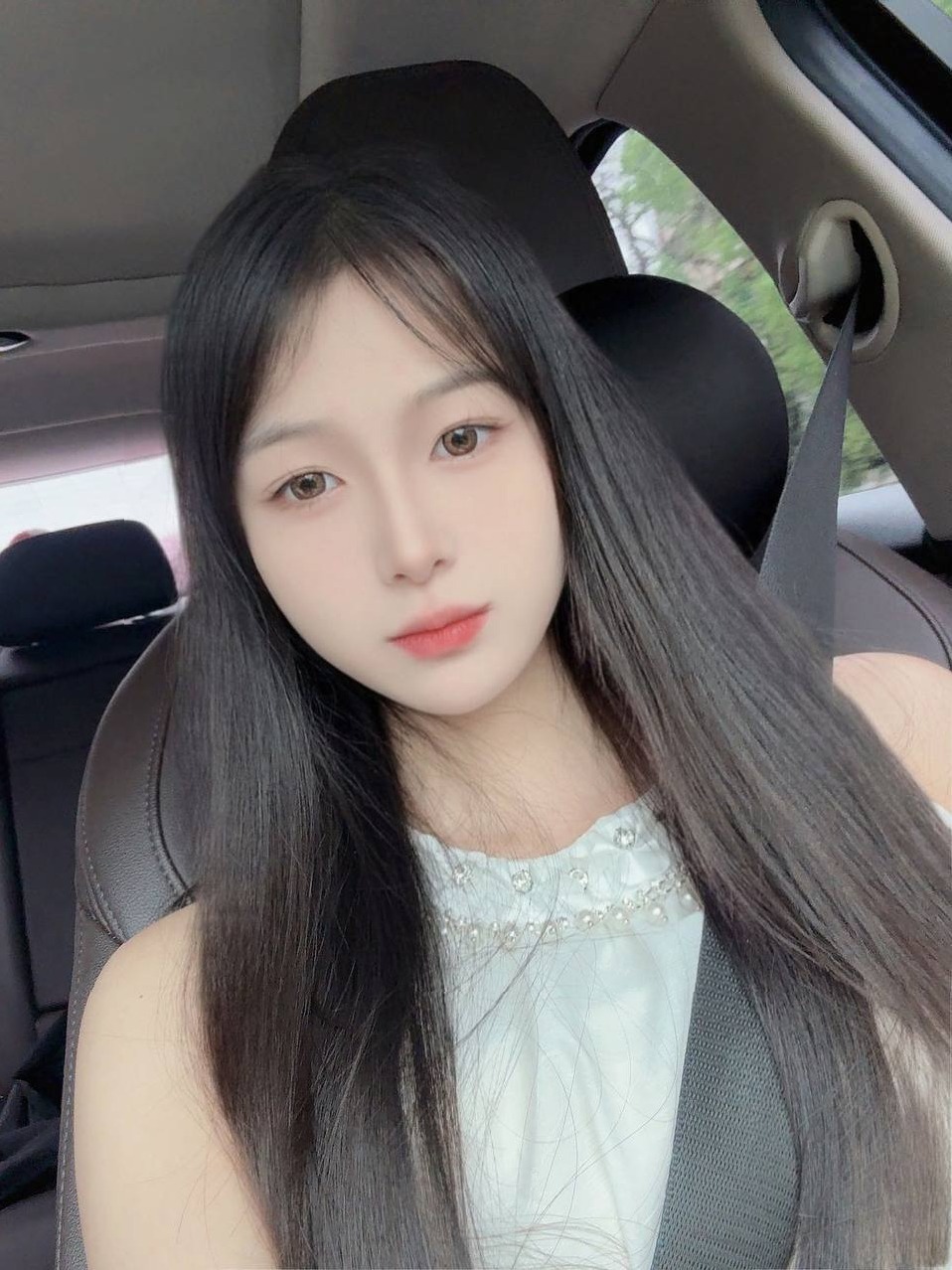 广州白小纯 171cm 46kg 盈盈一握小细腰 初恋感觉