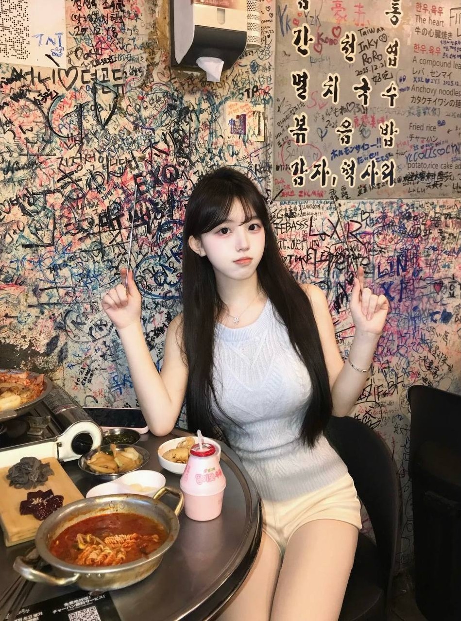 广州 卡人 天然0整 白嫩纯欲 肉感青涩 新上预约