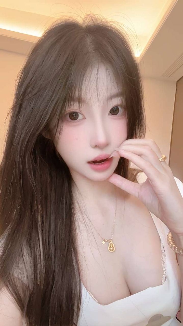 杭州萧山区香蕉05年163cm大C萝莉真人真照