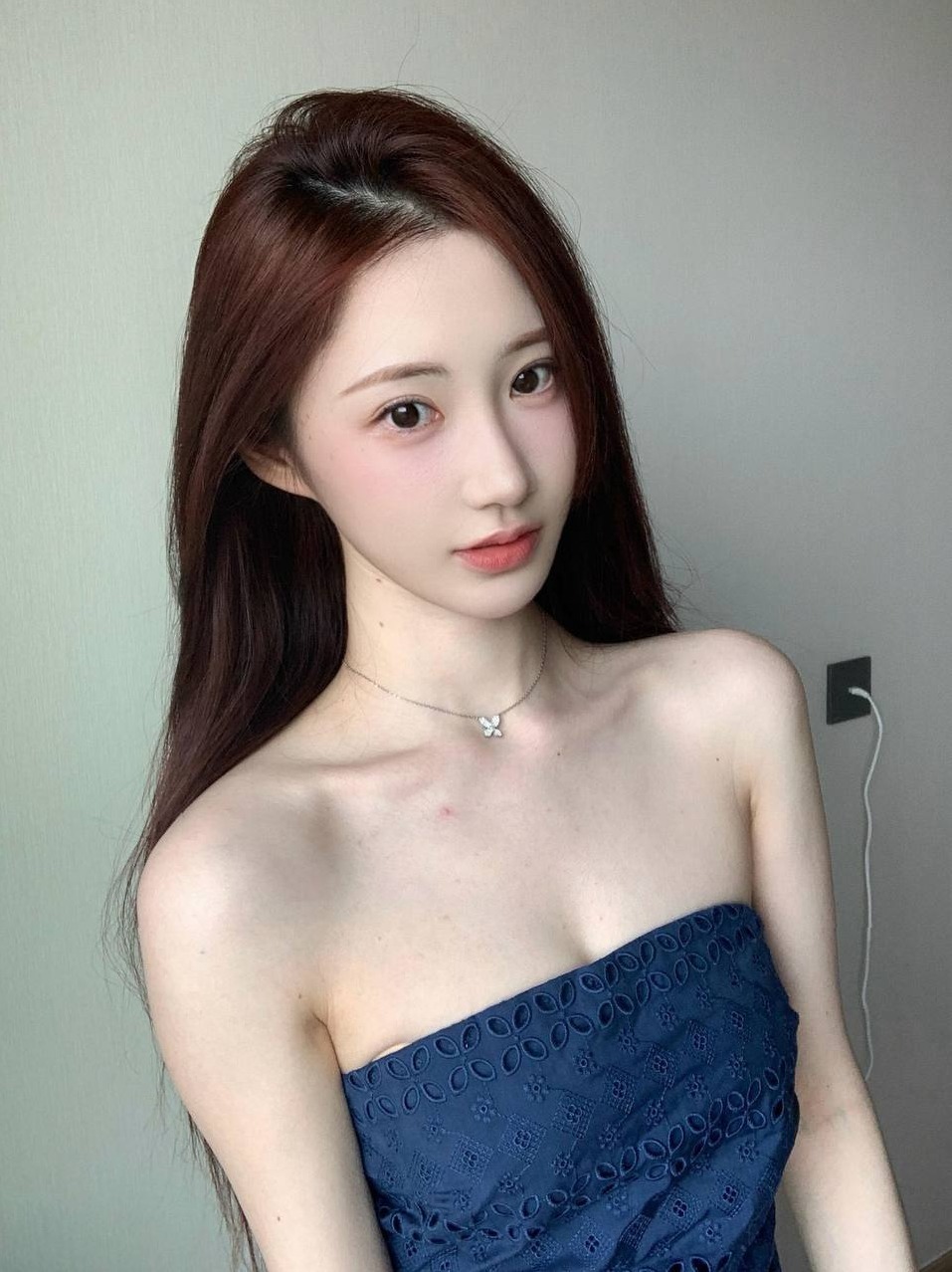杭州 夜火🔥589 身高170 体重90 肤白 活泼 音甜 御姐