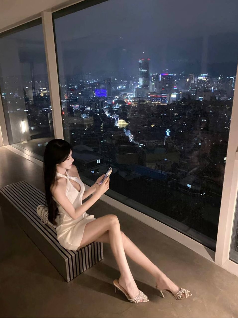 广州 王子诺 打扮洋气 高素质 纯欲风格