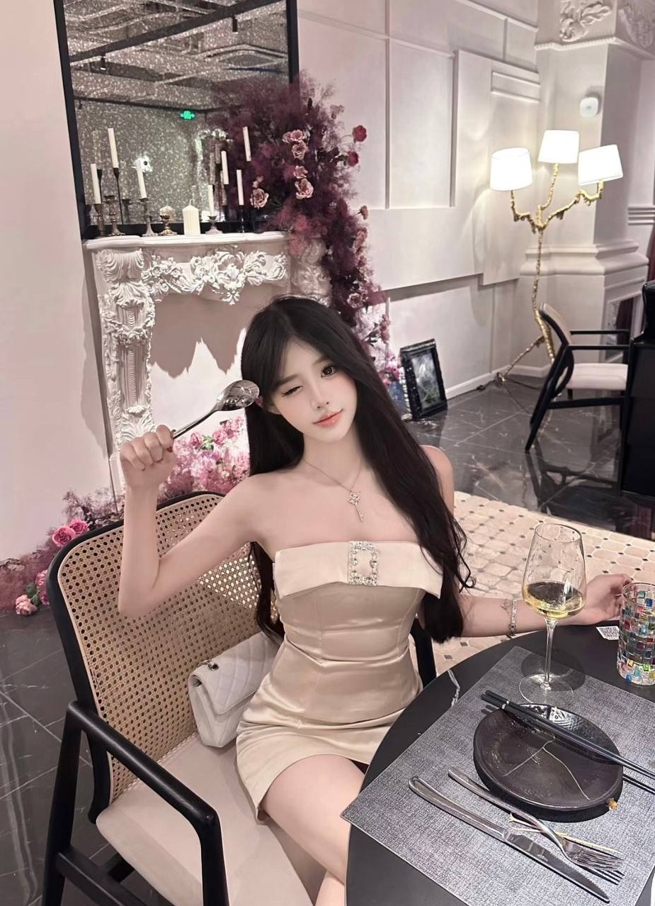 广州 王子诺 D罩杯 43kg 168cm 纯欲极品