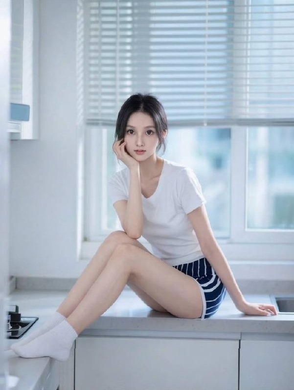 北京 周生辰 清纯白月光 高情商善良阳光girl