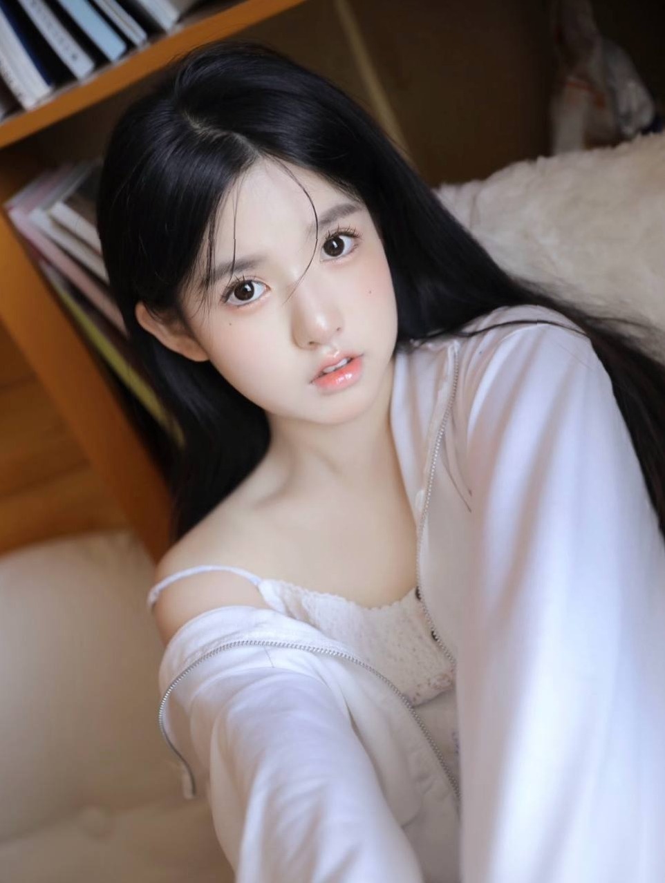 北京 希希well 白幼瘦 168cm D+原生态童颜巨乳 可cosplay