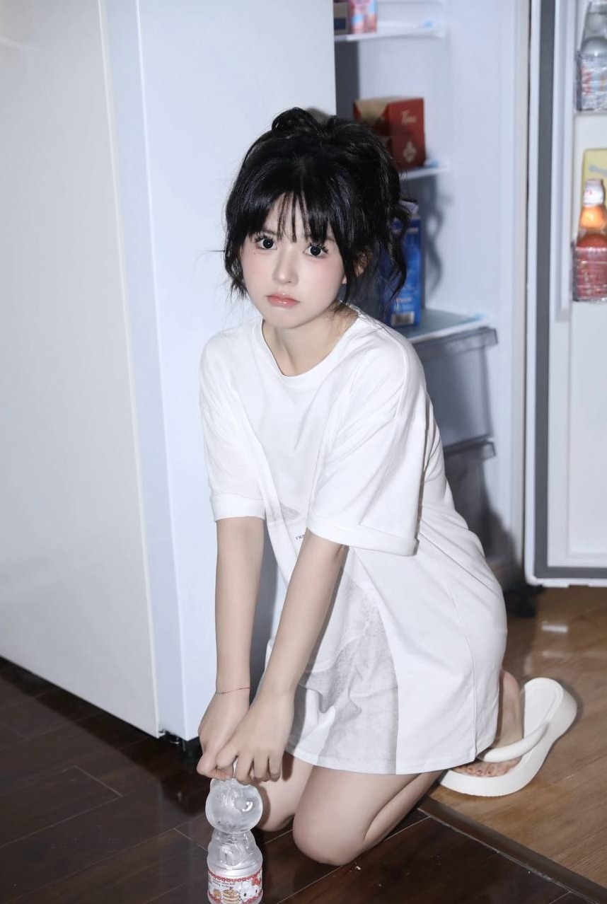 北京 希希well 白虎紧致水多 敏感体质 素颜无整 甜美少女