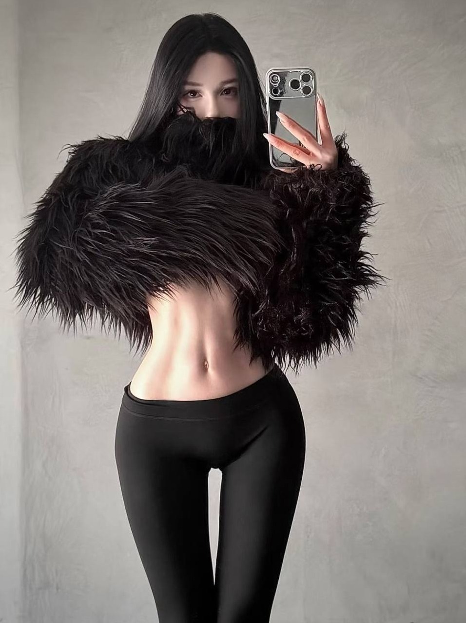 广州杨弈 网红御姐 178cm 皮肤白净 敏感体质