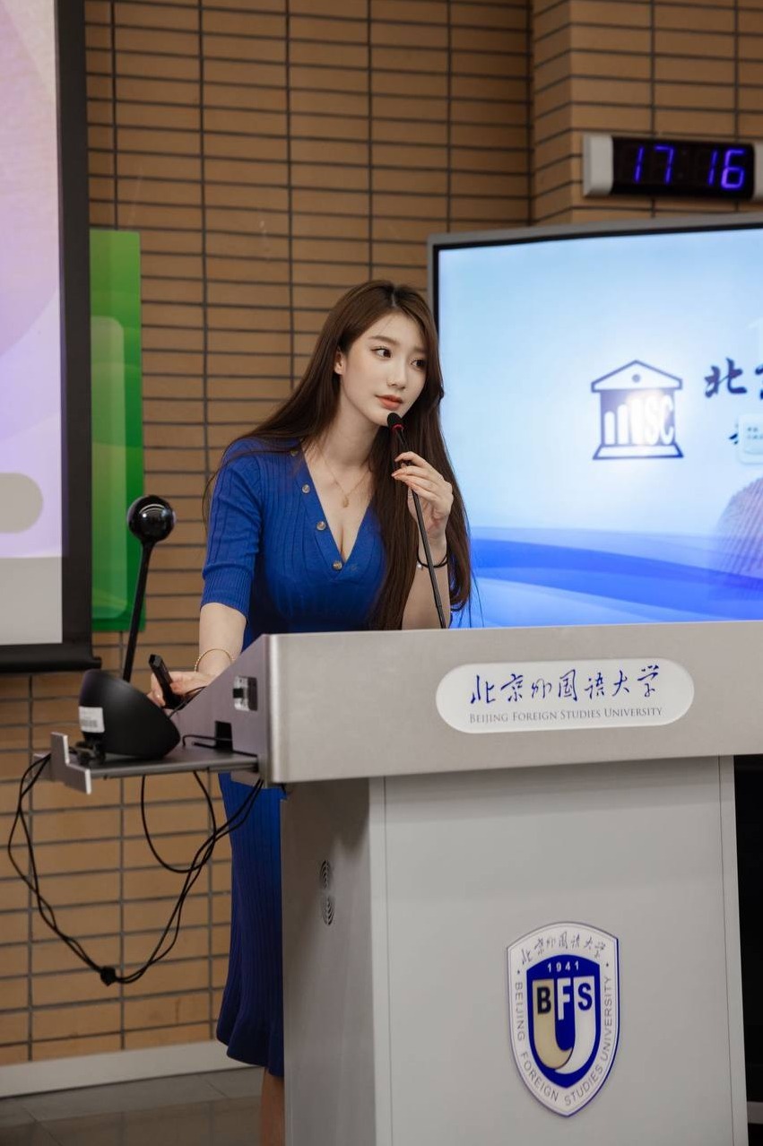 广州天河星星 身高176E 坚挺白嫩 日式服务 三国语言