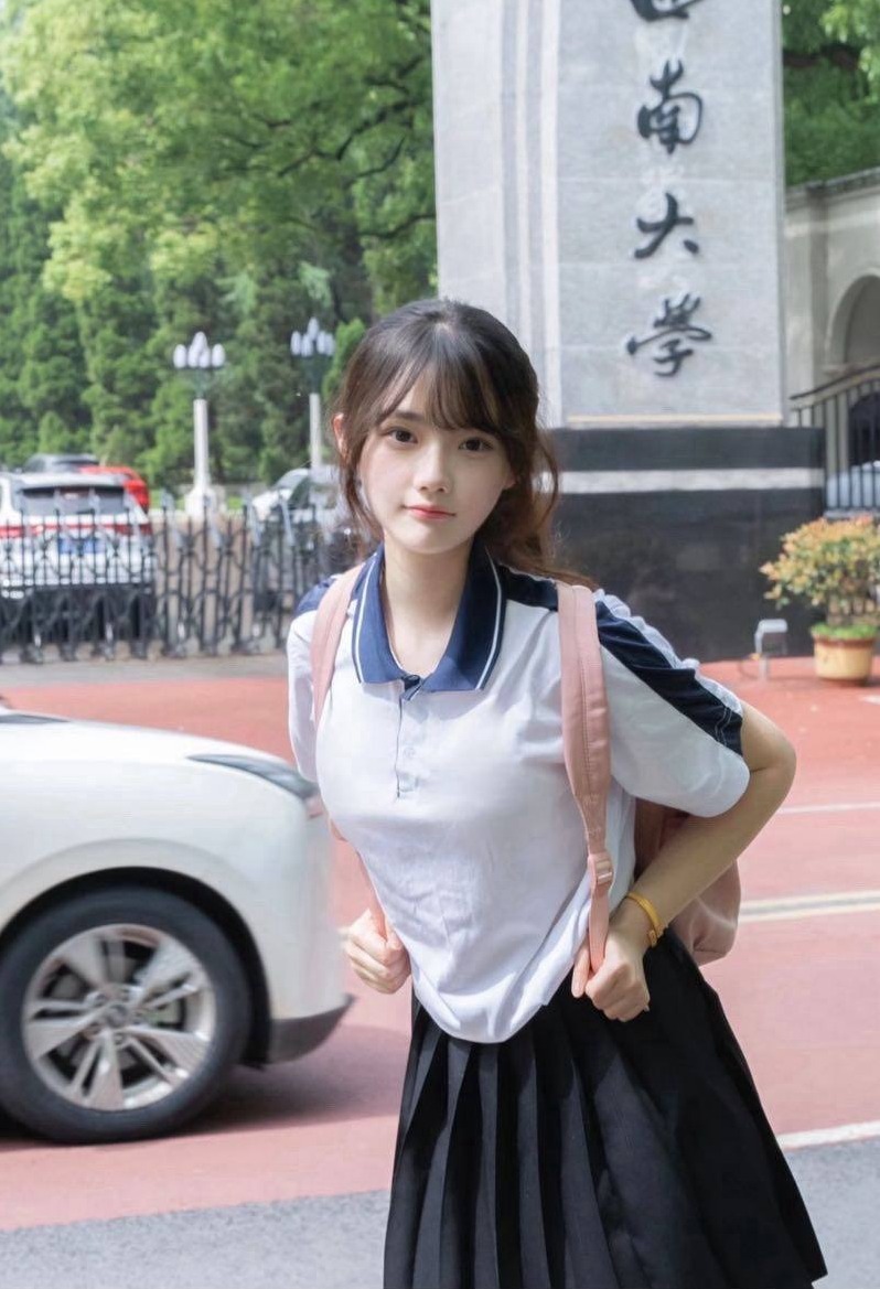 长沙小玉 06年170 天然白小纯 声优控天菜 女友感
