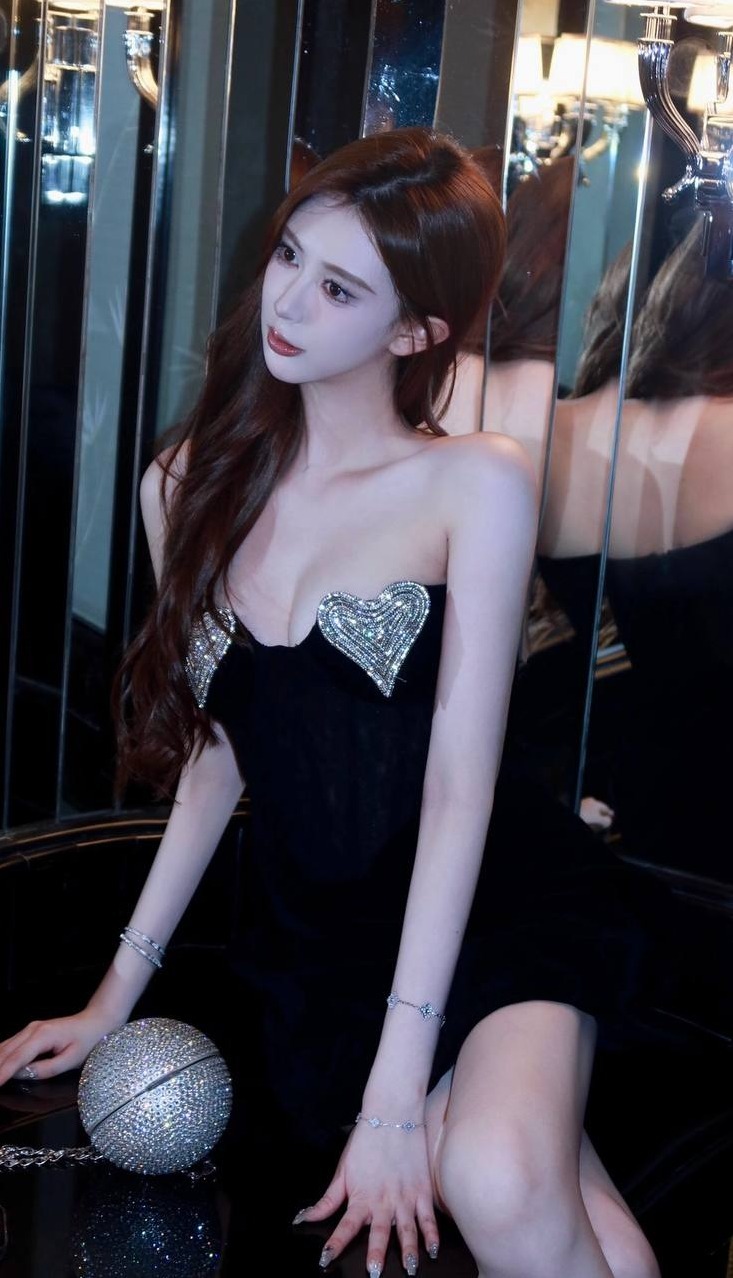 上海普陀 薯条 纯欲 高素质 身高175cm E杯 浪漫相遇