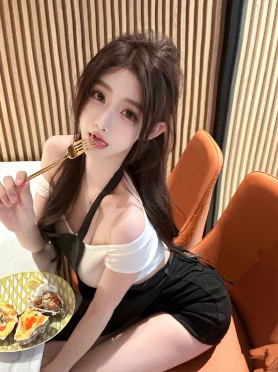 深圳清欢鱼鱼 洋气精致 巴掌腰 皮肤超嫩 无纹身