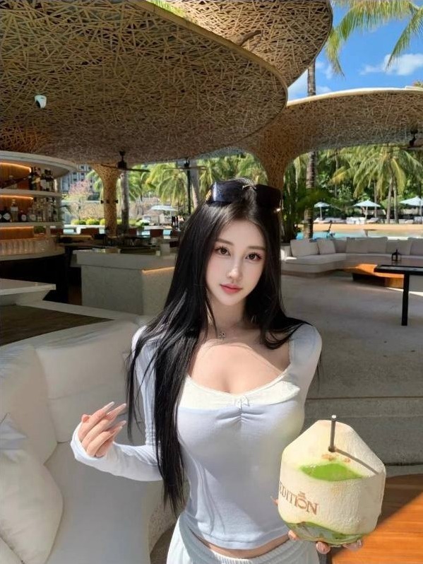 广州七七 02年 170cm E杯 清纯气质 高素质女友