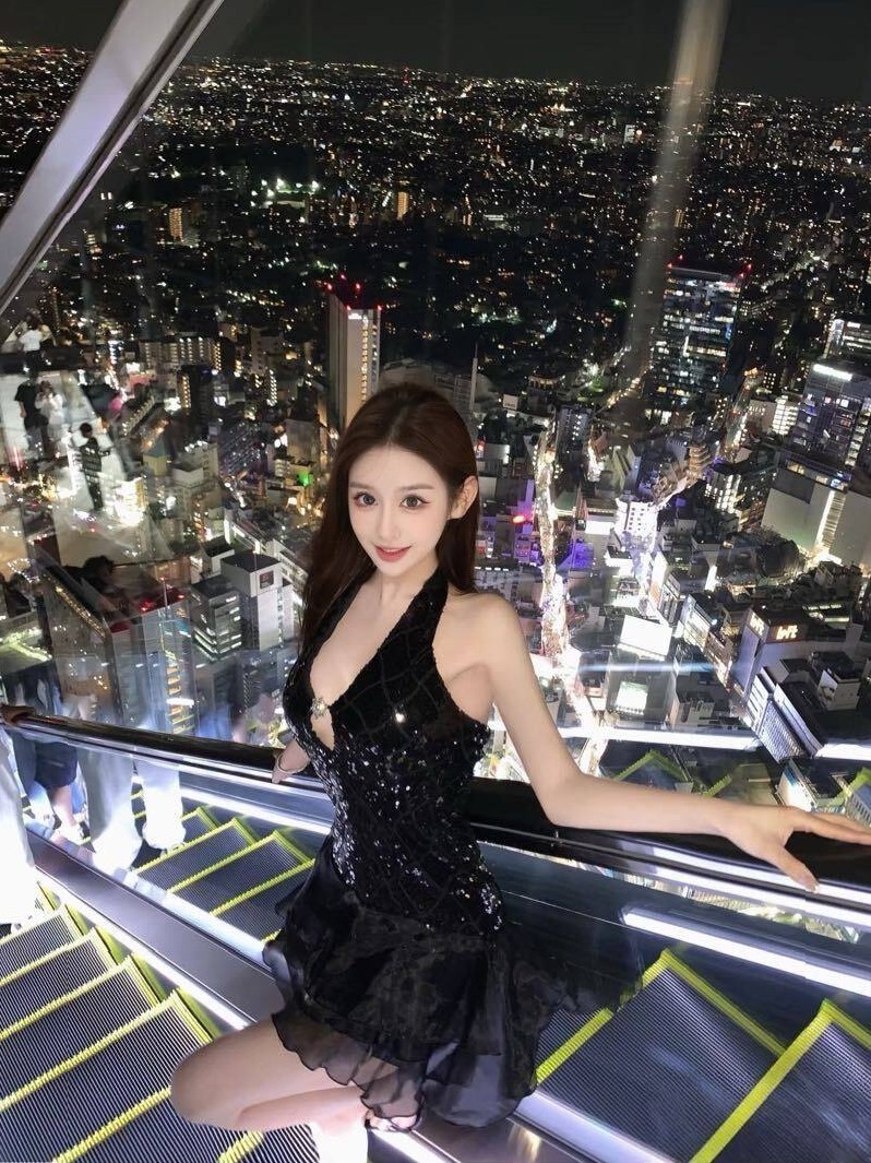 广州 御姐多多 170cm D杯 蜜桃臀 筷子腿 SM