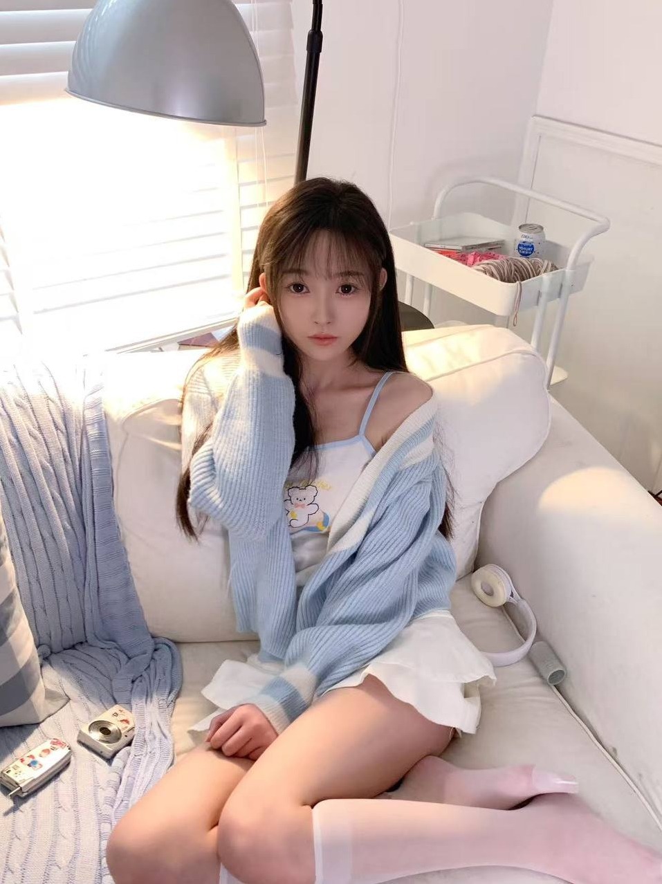 长沙心心 04年 168cm C罩杯 皮肤雪白 甜美风格