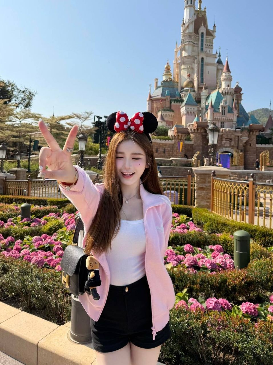 广州越秀Vince文斯小梨子现场舞蹈主动配合自动摇摇机
