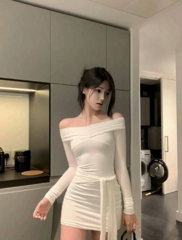 深圳安娜苏 172C 48KG 湖北女孩 网红身材 性感诱惑