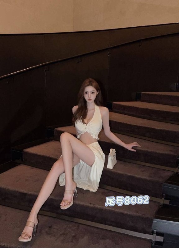 广州卡人高白甜176cm48kg真D温柔迷人