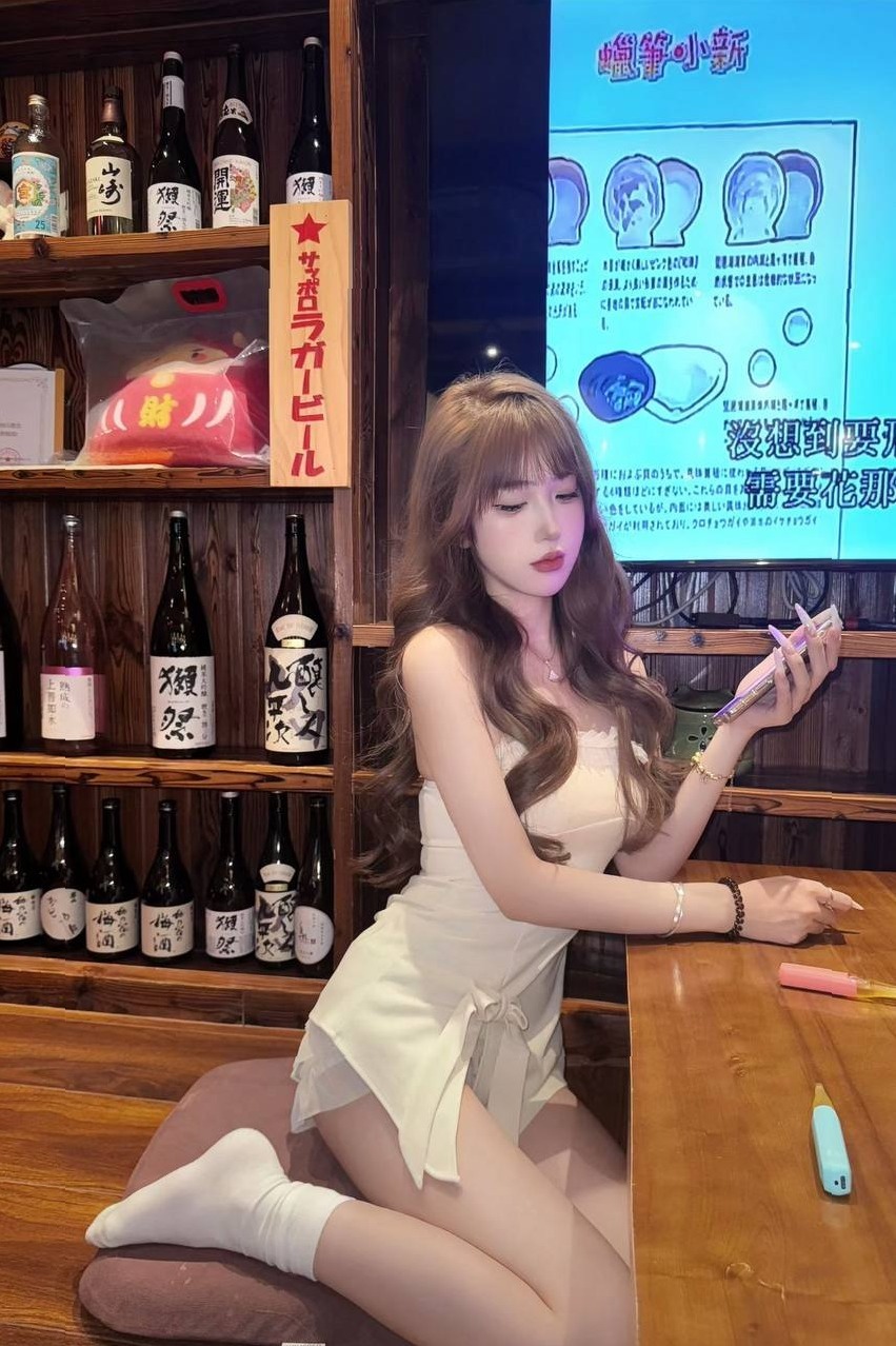 广州天河文斯布丁 生活照比照片好看 纯欲风格