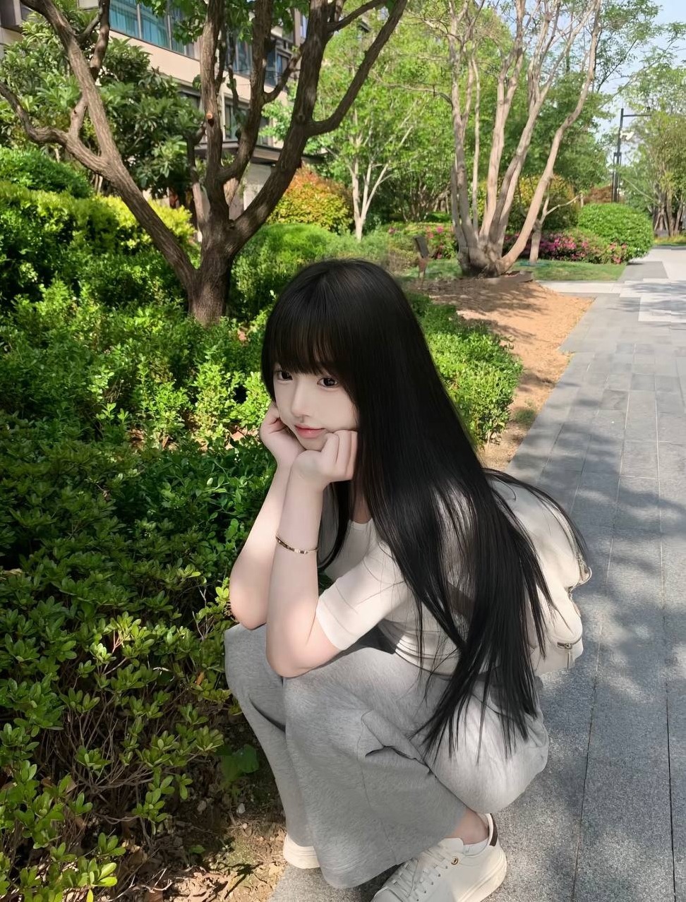 深圳南山 糖豆 青春可爱 在读生 大长腿 马甲线 真实C 白幼瘦