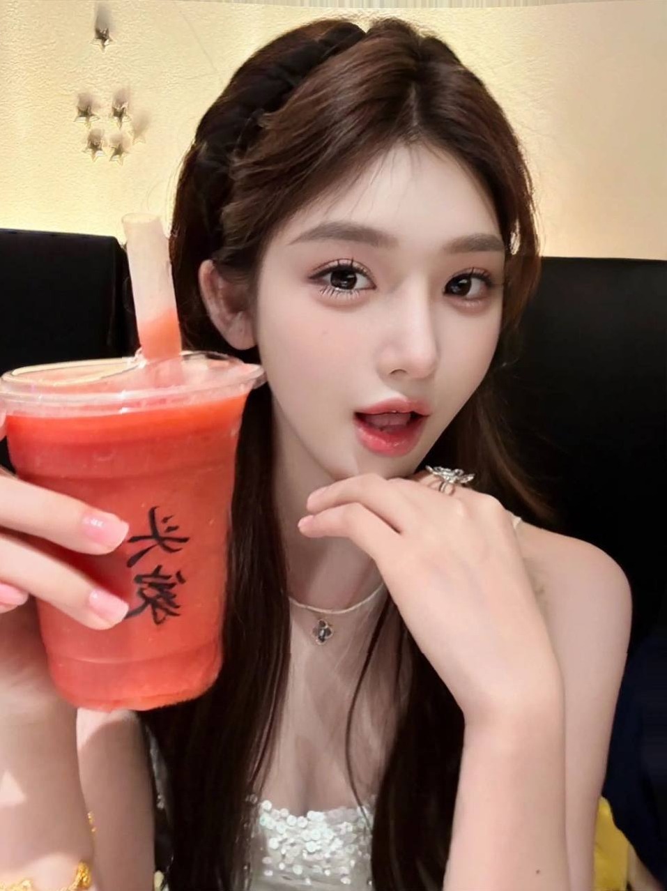 广州如梦思思 高挑苗条 小蛮腰马甲线 单纯美好兼职